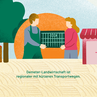 Demeter-Landwirtschaft ist regionaler mit kürzeren Transportwegen. Abgebildet ist ein Landwirt, der einer Frau eine Kiste überreicht